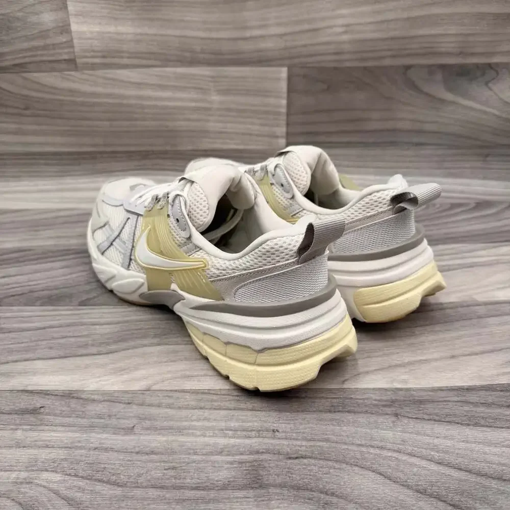 Nike V2K Run Shoes (HV4314-030, Phantom/Light Khaki. Men 10.5 / Women 12